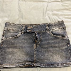 H&M y2k inspired mini skirt